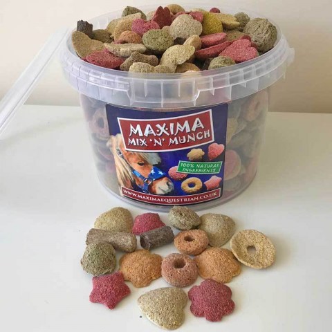 Maxima Mix 'n' Munch Selection Bucket